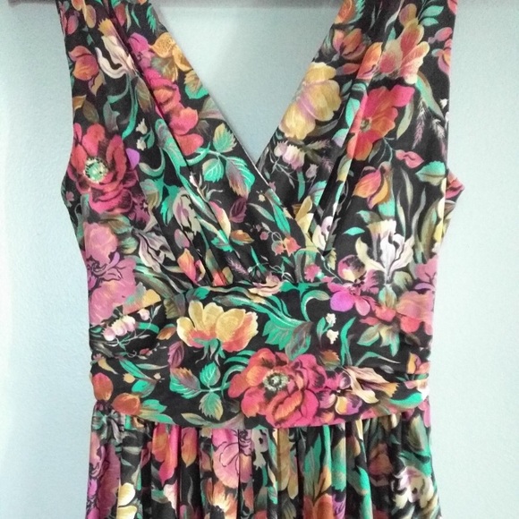 Vintage 70s floral dress with asymmetrical hem xs - Picture 6 of 6